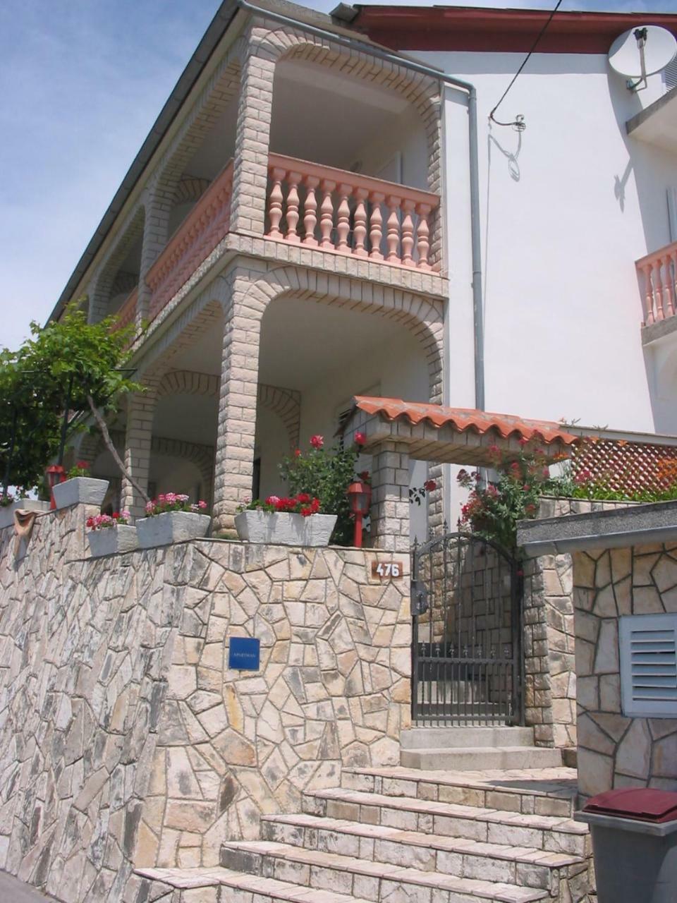 Apartmani Manuela Lopar Εξωτερικό φωτογραφία